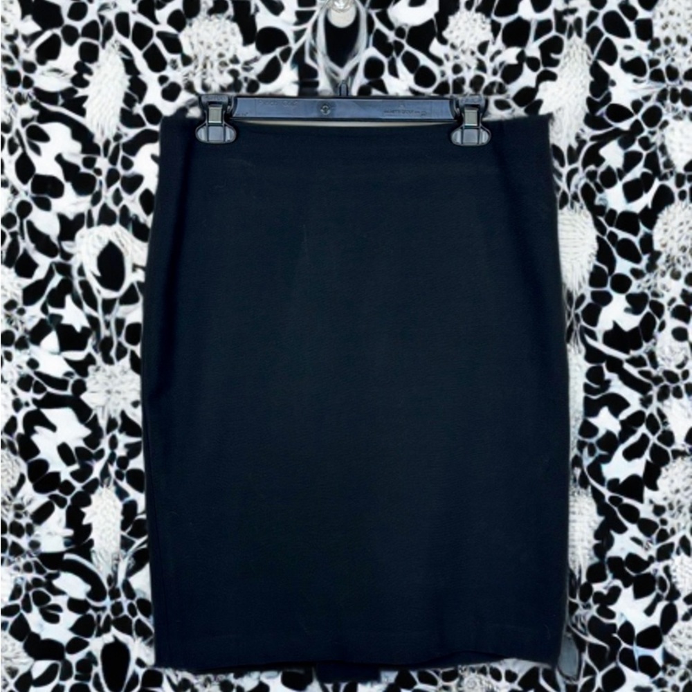 Ann Taylor Black Lined Stretch Pencil Skirt Size 8 - Picture 1 of 8